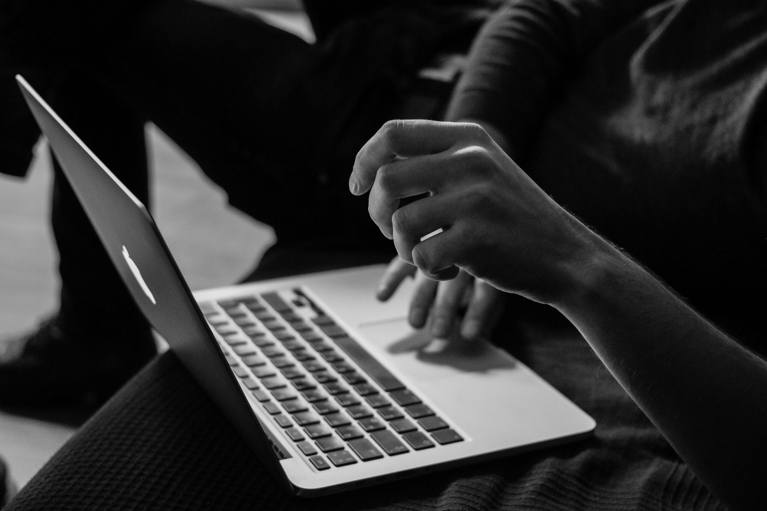 Assicurazione Auto e Moto Online Economica Come Risparmiare Senza Compromettere la Qualità